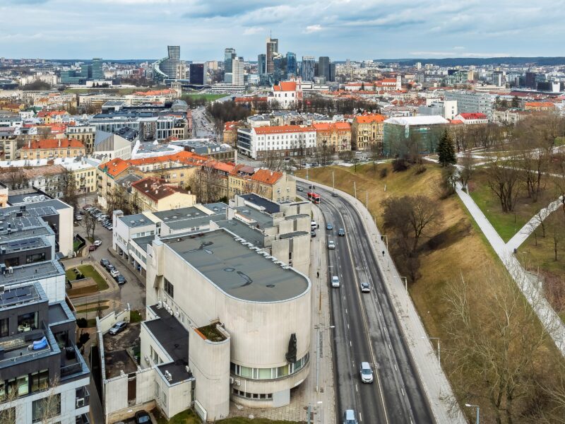 „Inreal tarpininkavimas“ laimėjo V.Kudirkos g.18 patalpų nuomos konkursą